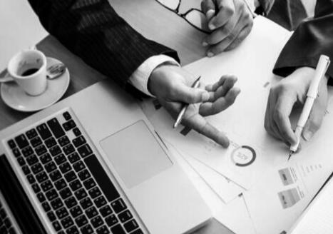 Business Strategy: Develop a clear mission and vision that aligns with your faith